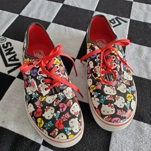 Kids Van's Authentic Lo Pro Hello Kitty